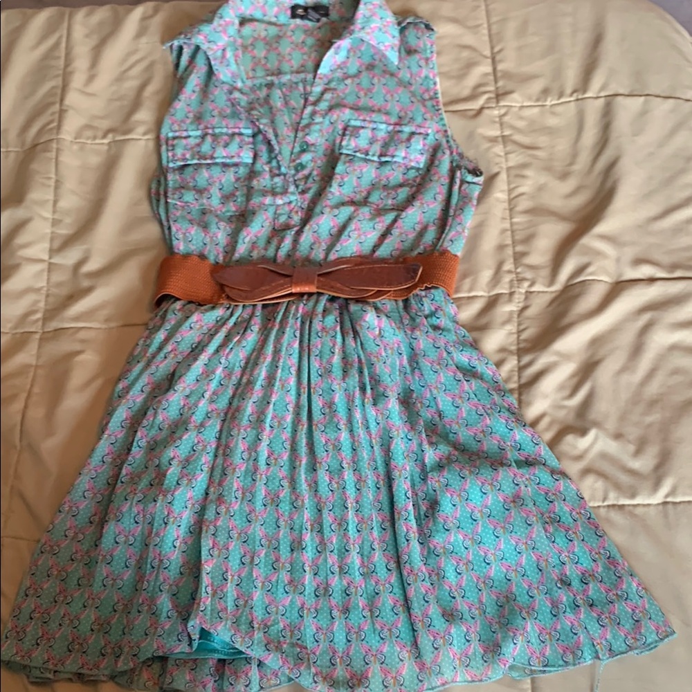 Sleeveless Patterned Dress with Belt